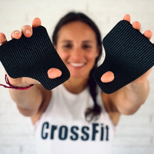 CrossFit girl wearing all black Monkey Grips